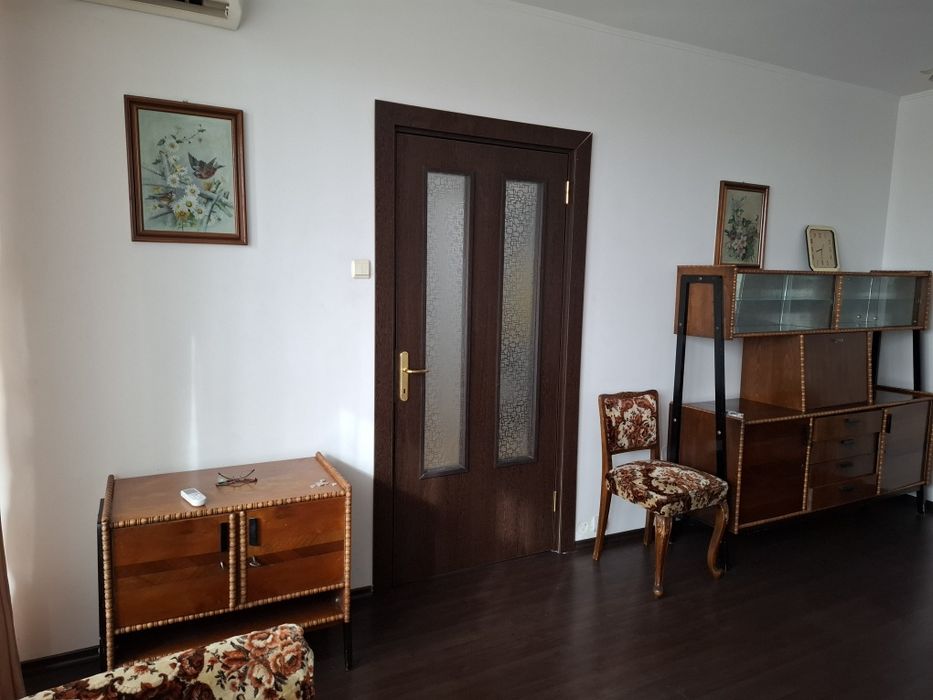 Vând apartament  cu 2 camere, calea Griviței  nr 230 et 5/7