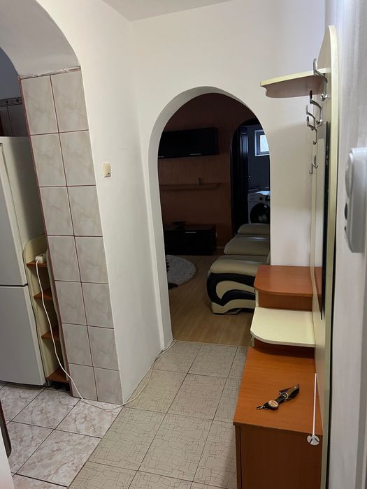 Închiriere apartament 3 camere – Craiovița Nouă, Craiova