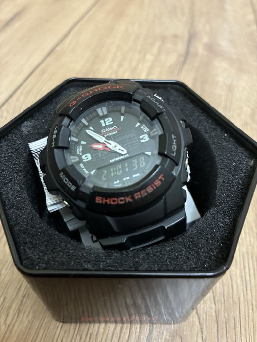 Часовник G shock G100