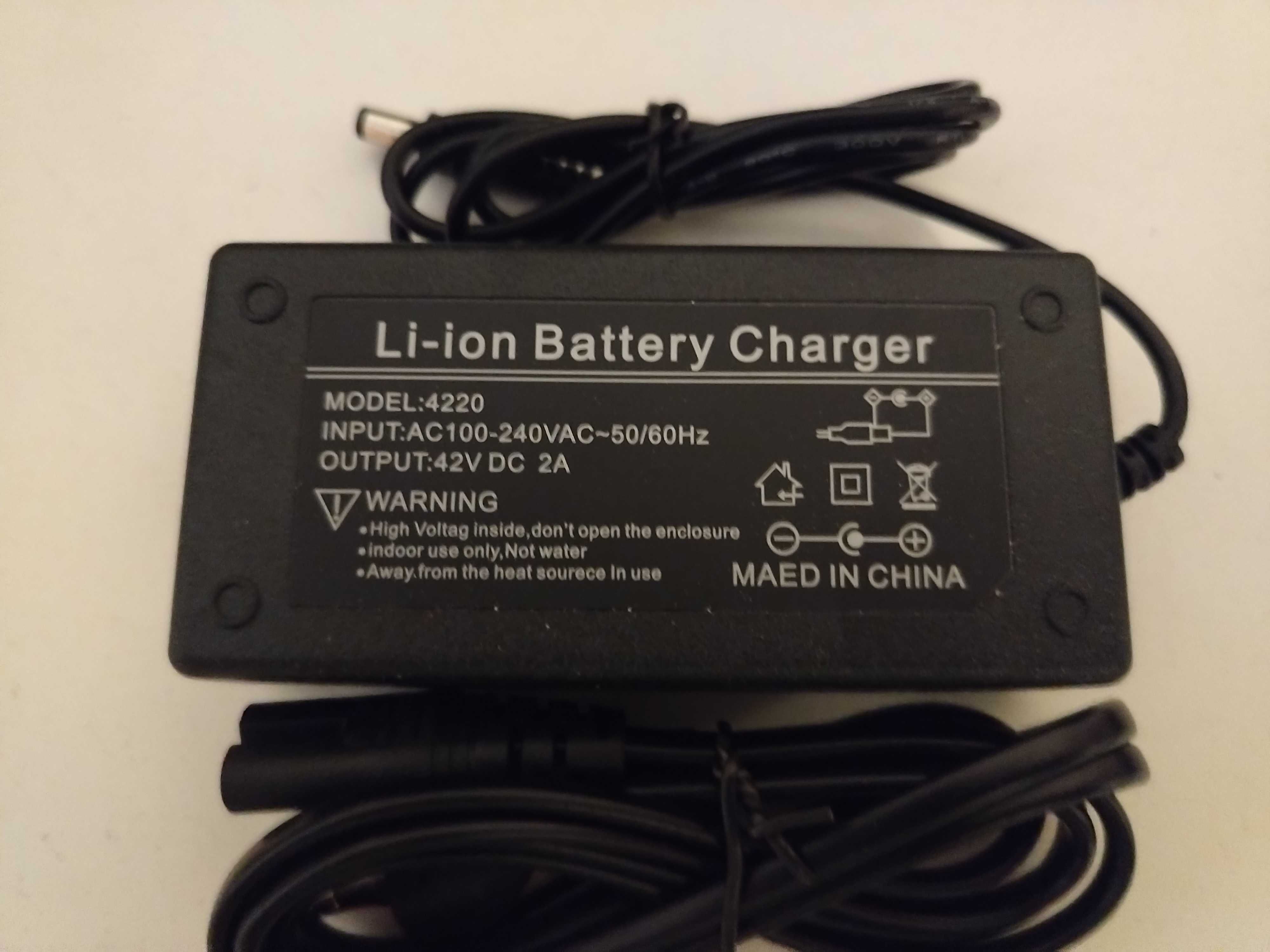 Încărcător litiu-ion 42v 2a
