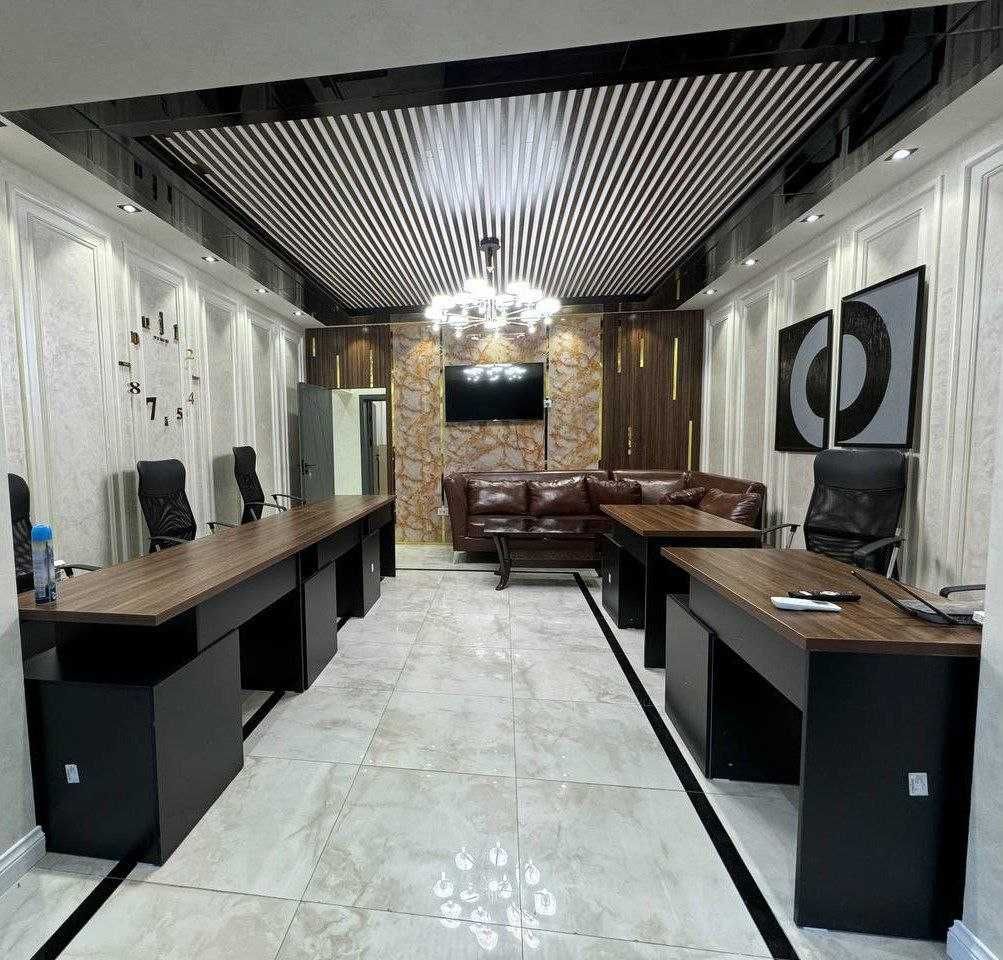 Продаётся офис нежилое помещение Шота Руставели, Миракилова B&B