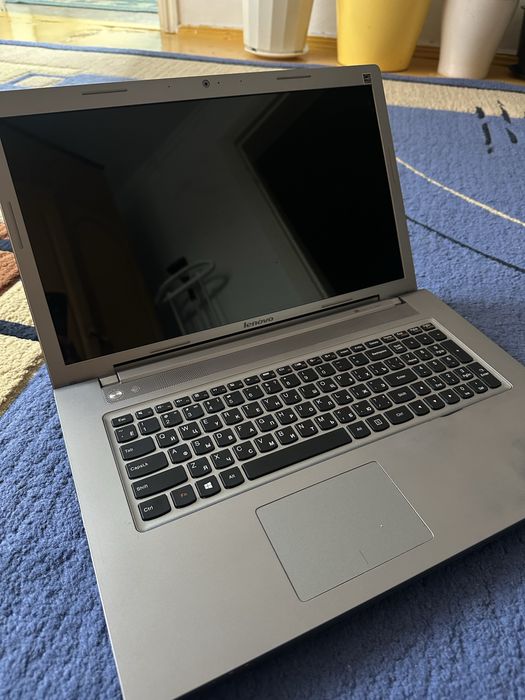 Ноутбку Lenovo z 710