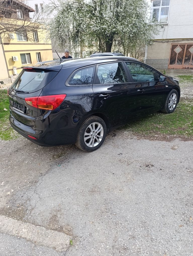 КИА Сиид 1,6 crdi