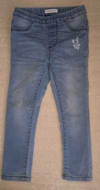 Pantaloni blugi jeans fata subtiri RESERVED albastri cu floare 2/3 ani