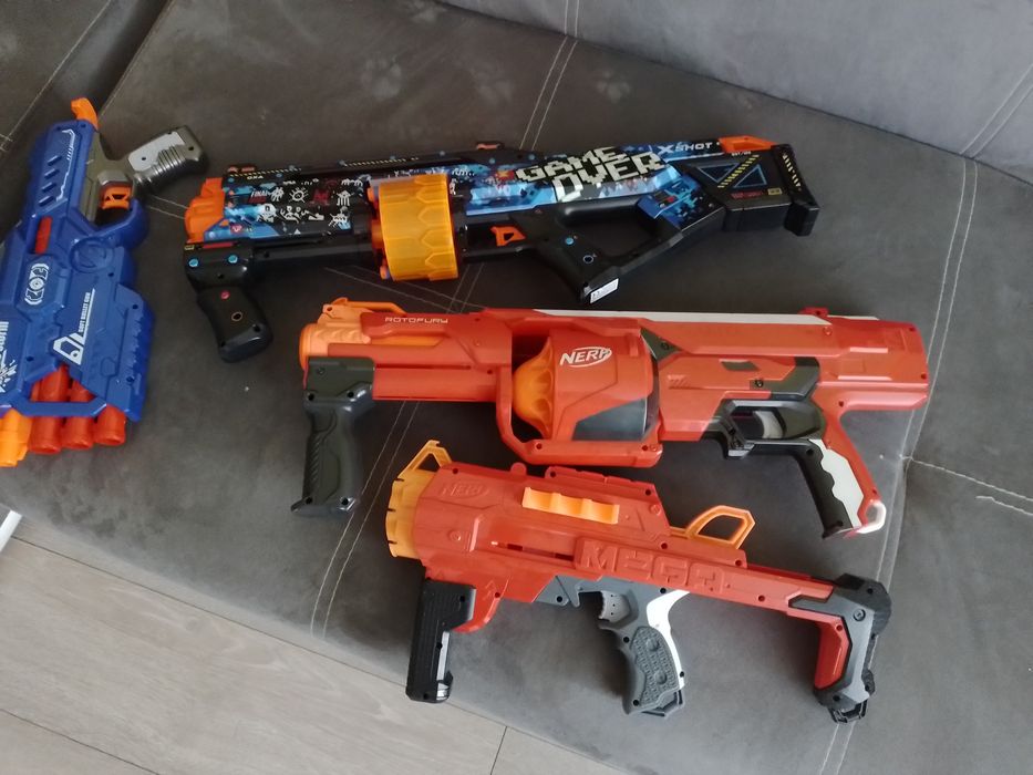 NERF MeGa  пистолети