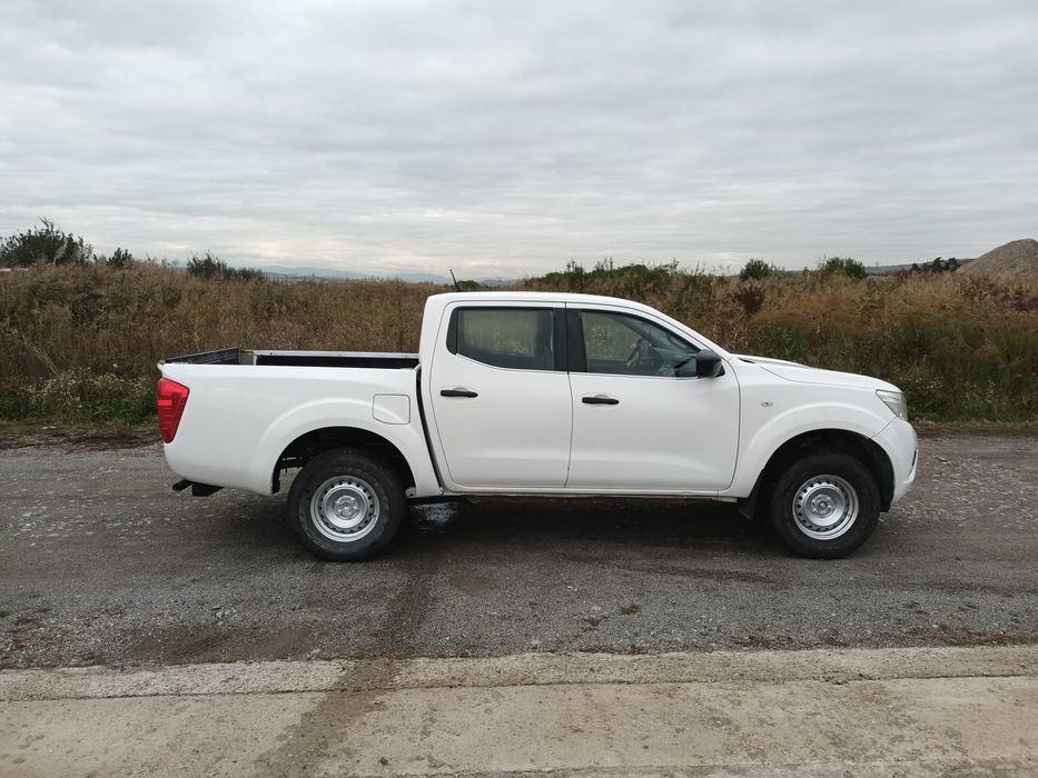 Vând Nissan Navara 2016