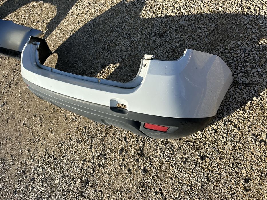 Задна броня комплект за Дачия Дъстър до 2012г.!