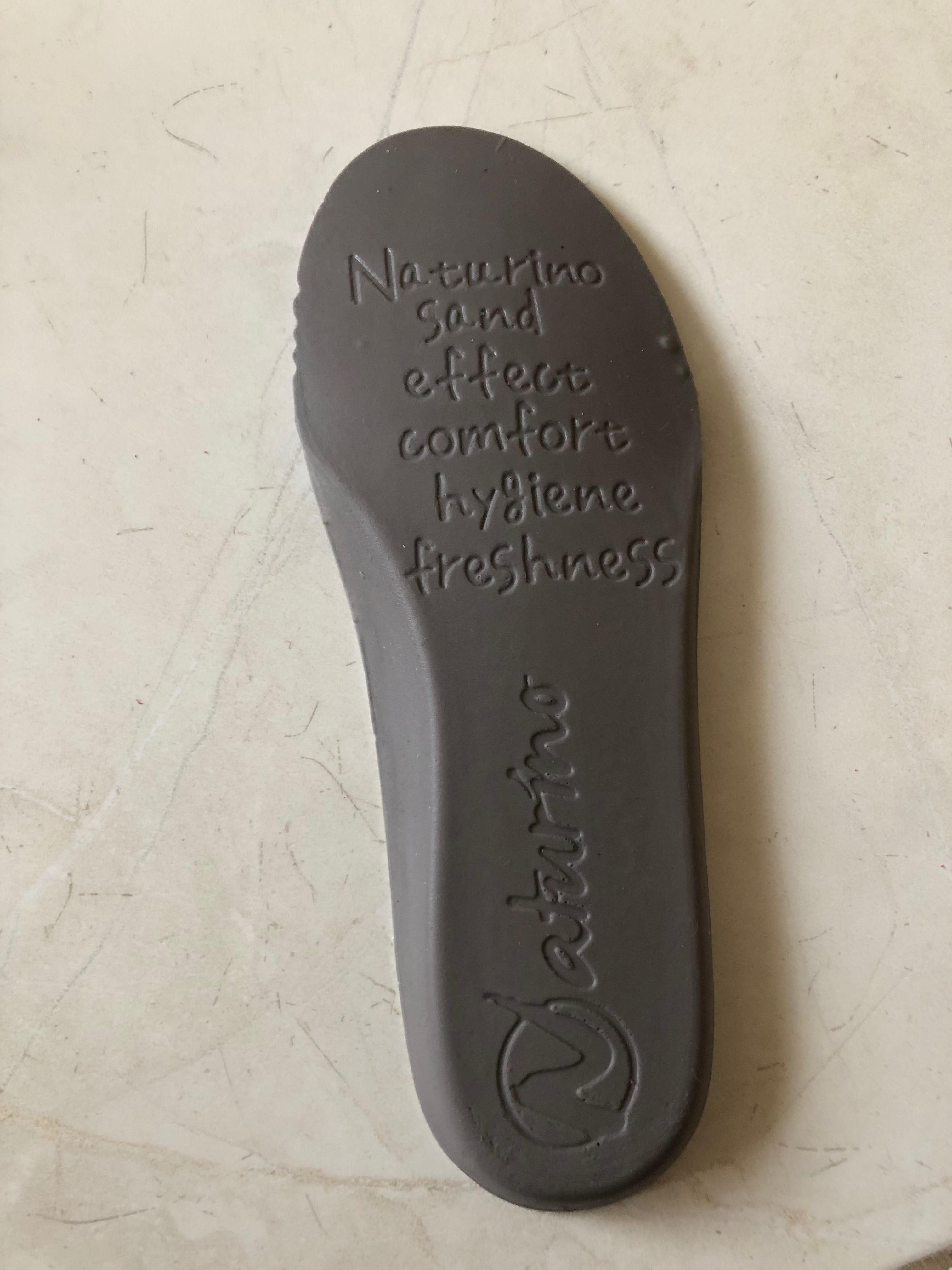 Детски ортопедични обувки Naturino - чисто нови