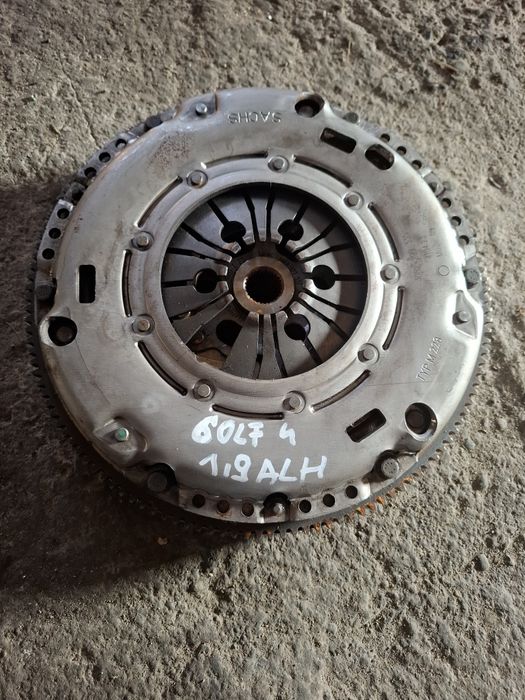 Volanta Masă dublă Wolswagen Golf 4 1.9 ALH