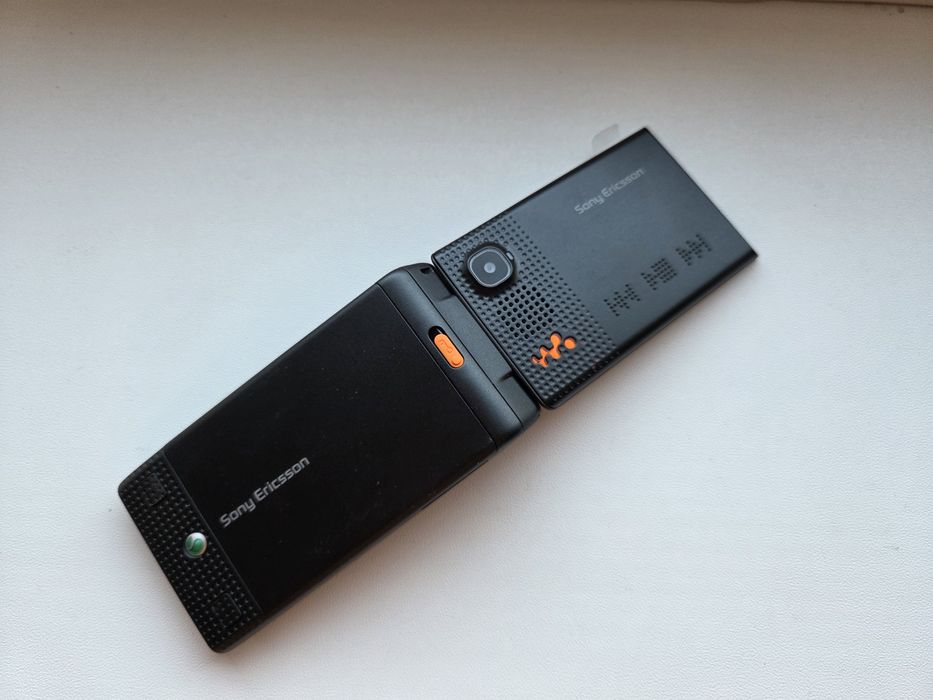 Sony Ericsson W380i nou