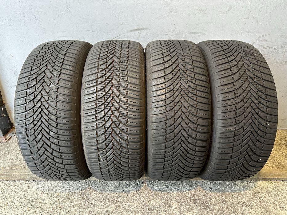 Гуми 215/55/17 FIRESTONE Multiseason