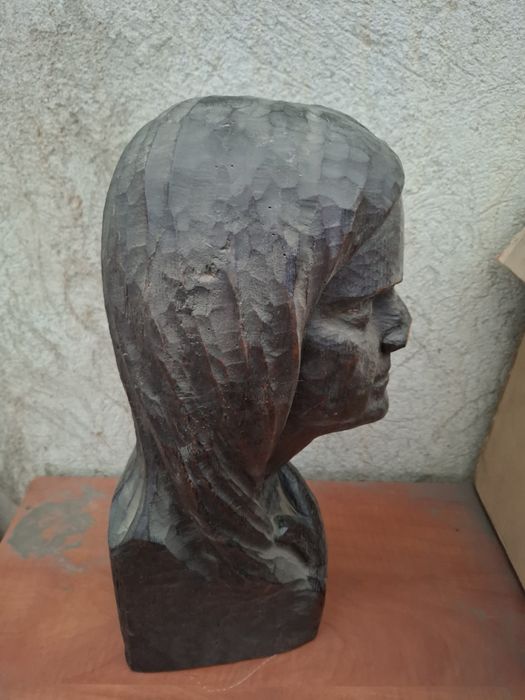 Statueta lemn busst
