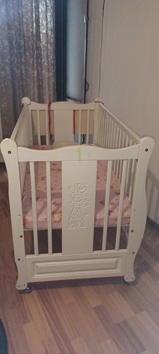 Pătuț bebelusi cu saltea și accesorii