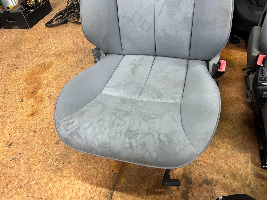 Седалки за Mercedes E-class W210 Седан