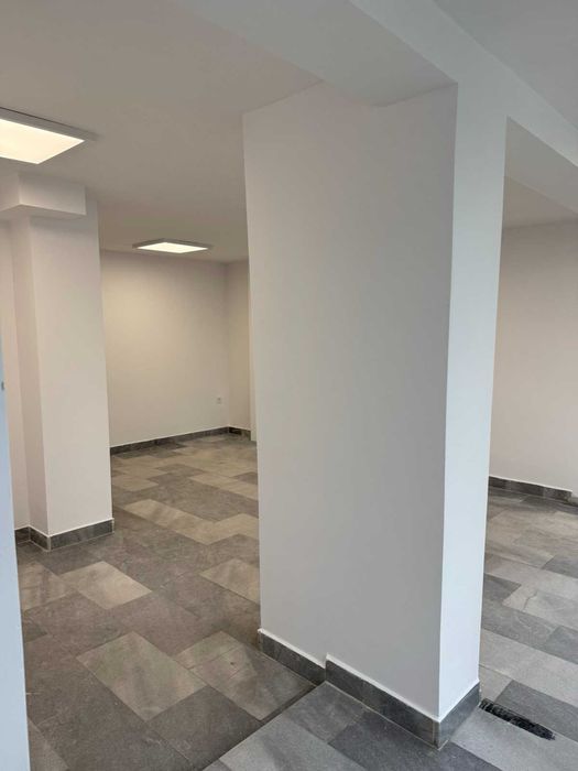 Дава се под наем Магазин в Велико Търново, Център - 45 кв.м за 178.5 € - Снимка #2