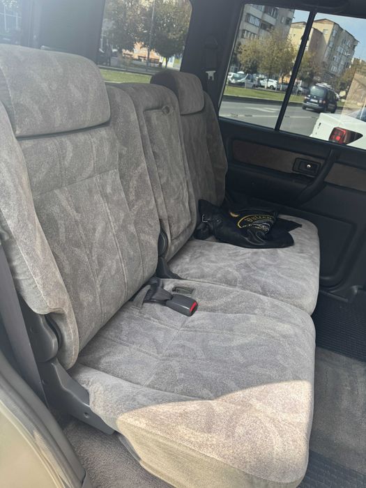 Isuzu Trooper 3.0 d - autoutilitară cu 5 locuri