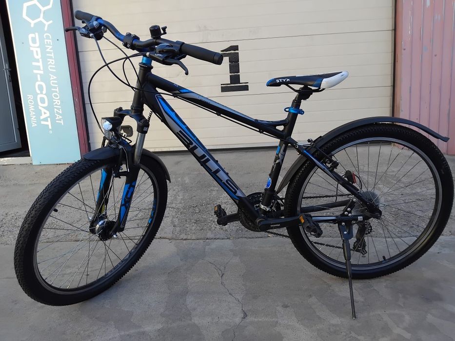 Vând bicicleta Bulls din aluminiu