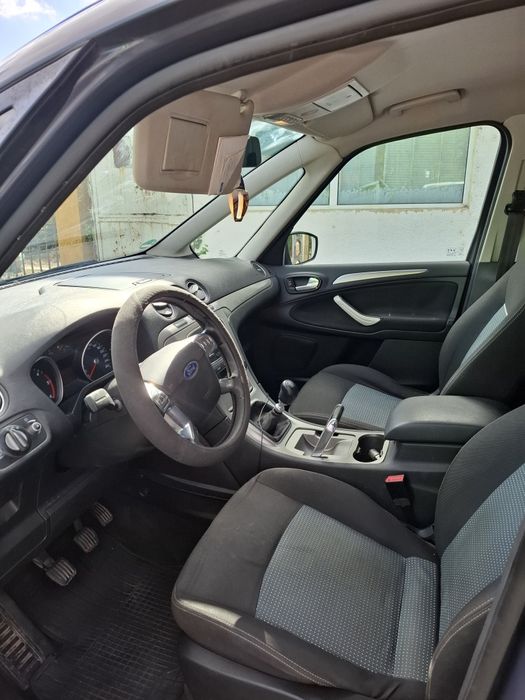 Ford galaxy 2011
