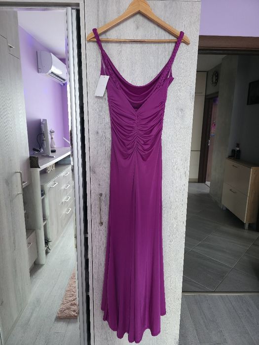 Нова Рокля в лилаво