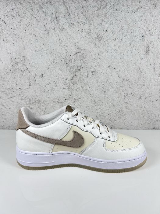 Nike Air Force 1 Low ‘07 LV8 Coconut Milk Khaki