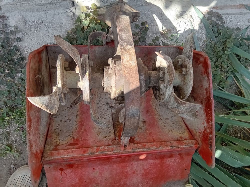 Freza motocultor / freze motocultor