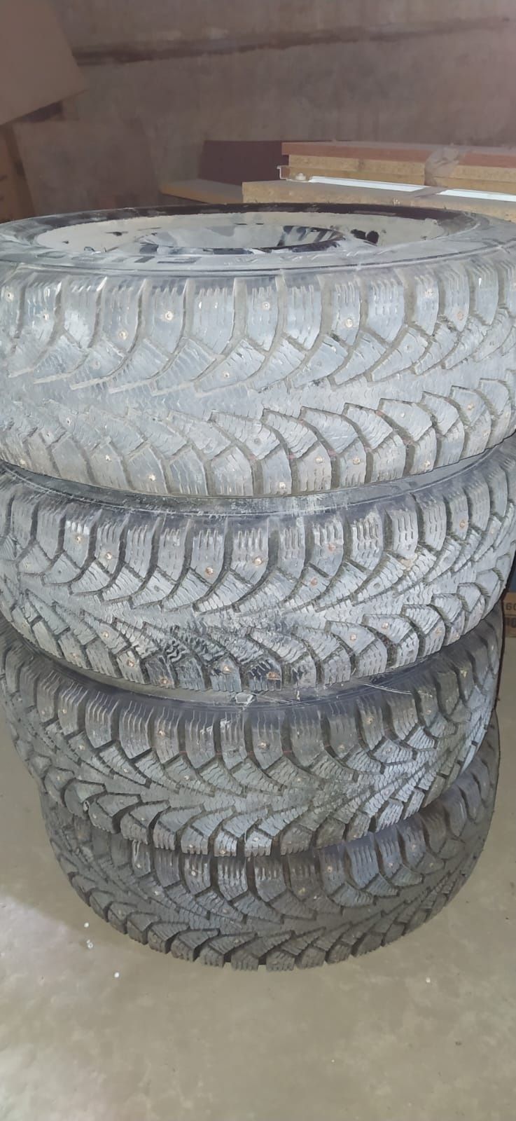 Колёса комплект R15 185/65 с новыми дисками.