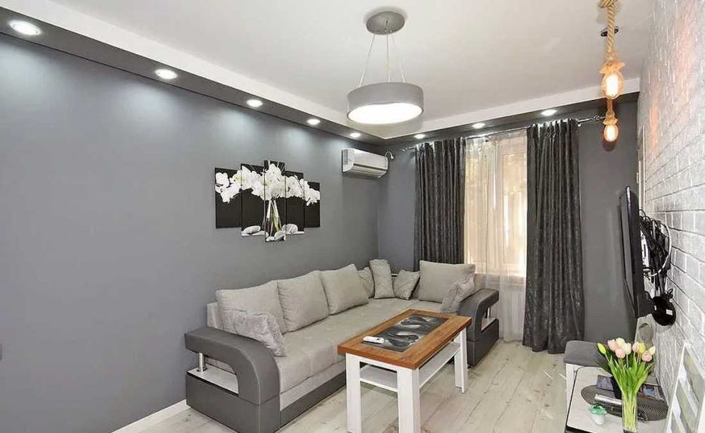 Дава се под наем Двустаен апартамент в Бургас, Лазур - 45 кв.м за 321.3 € - Снимка #1