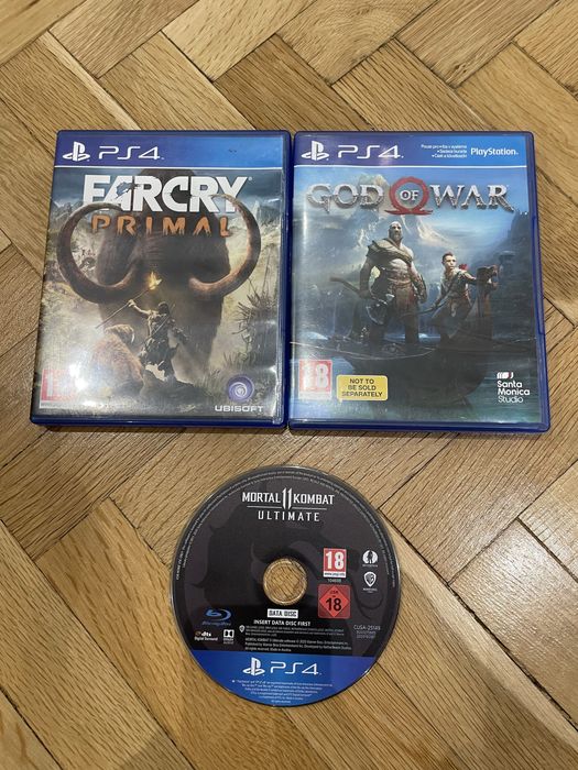 Playstation 4 PRO/PS4 PRO - 1TB с два джойстика