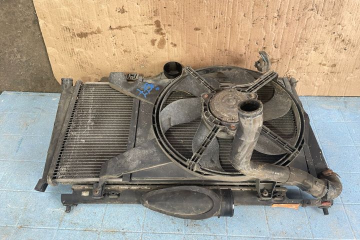 Electroventilator racire motor Mitsubishi Carisma prima generatie (fa