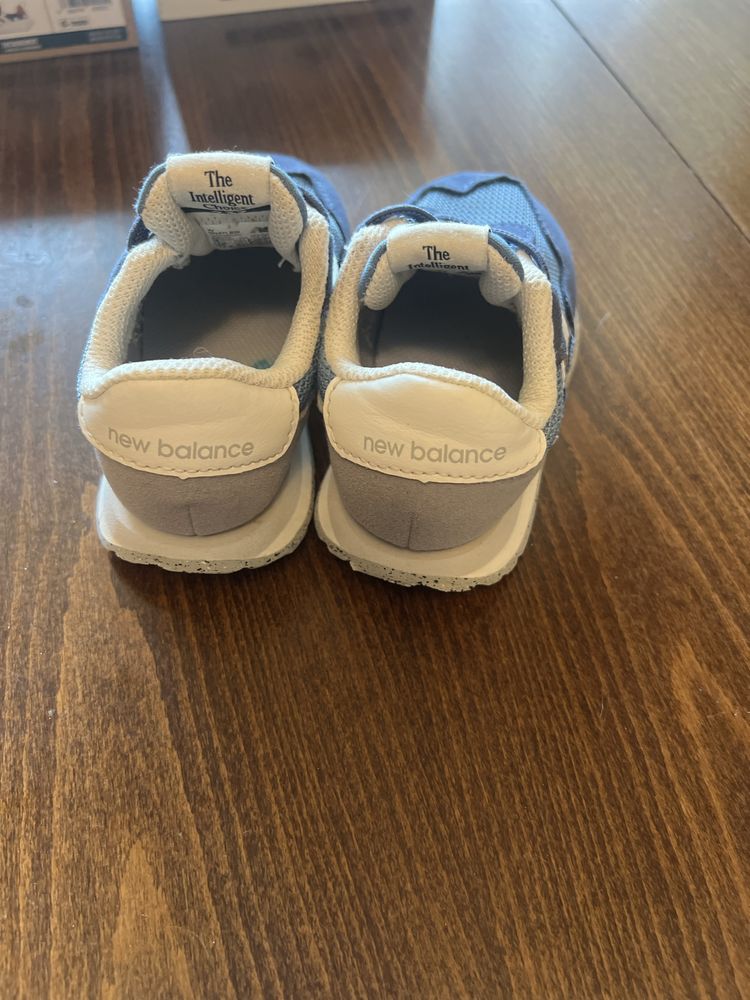 Маратонки детаки new balance