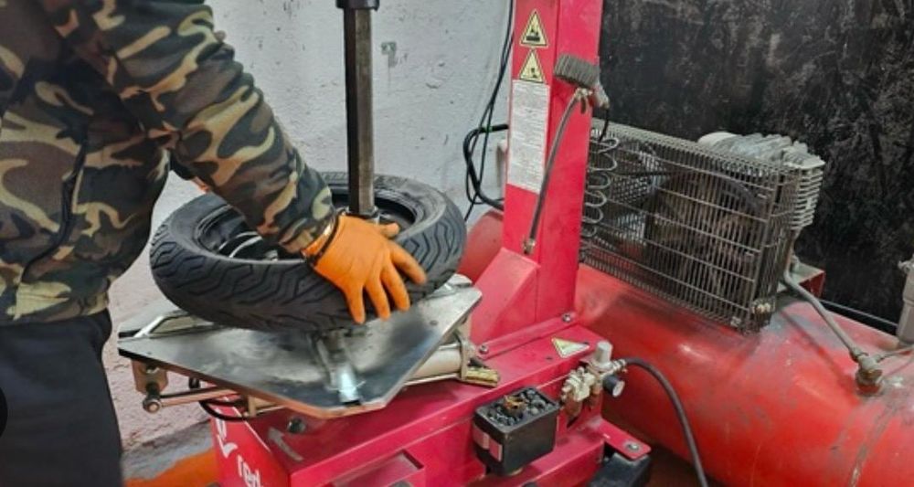 Vulcanizare Mobila Scutere/Moto - Mobile Scooter Service