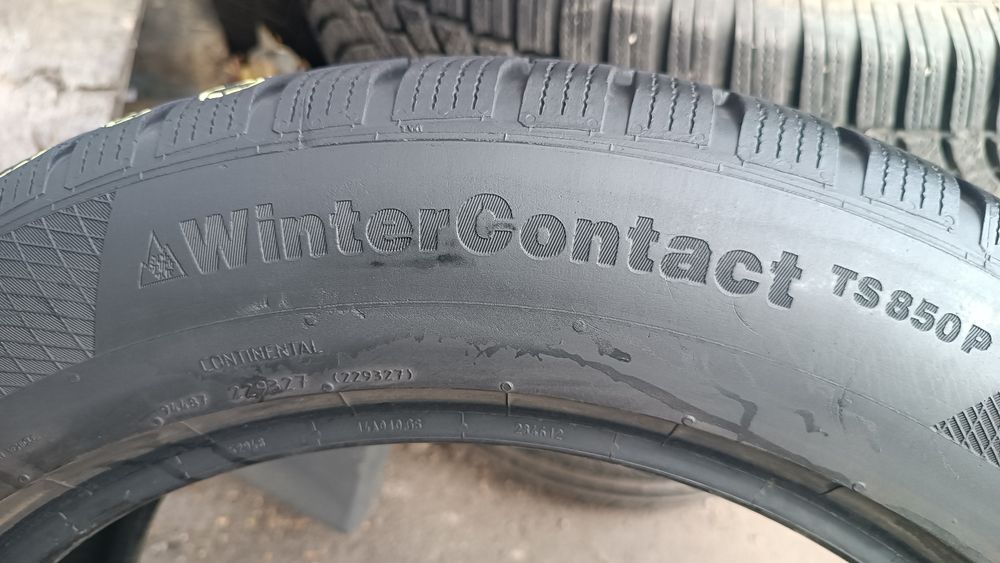 235/55/18 Continental