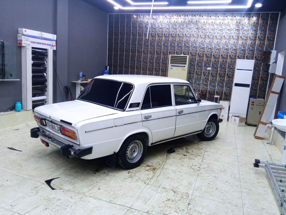 Жигули 2106.    .