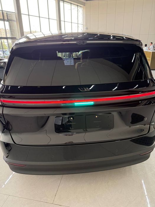 Lixiang i8 official dealer of Li Auto Uzbekiston