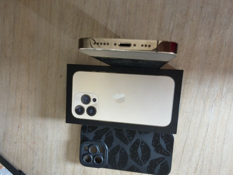 iPhone 13 pro, отличен, батерия на 78%