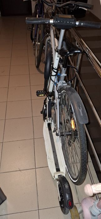 Trotineta electrica Spark schimb doar cu telefon