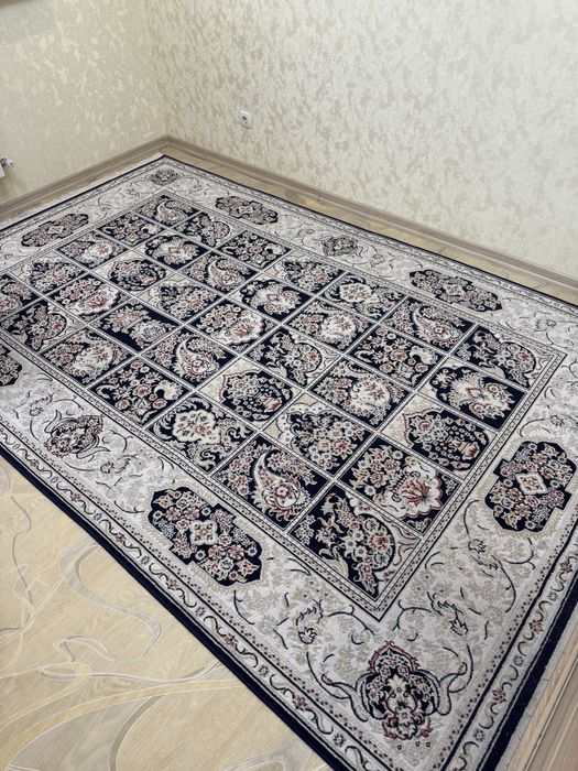 продам ковер размер 2*3