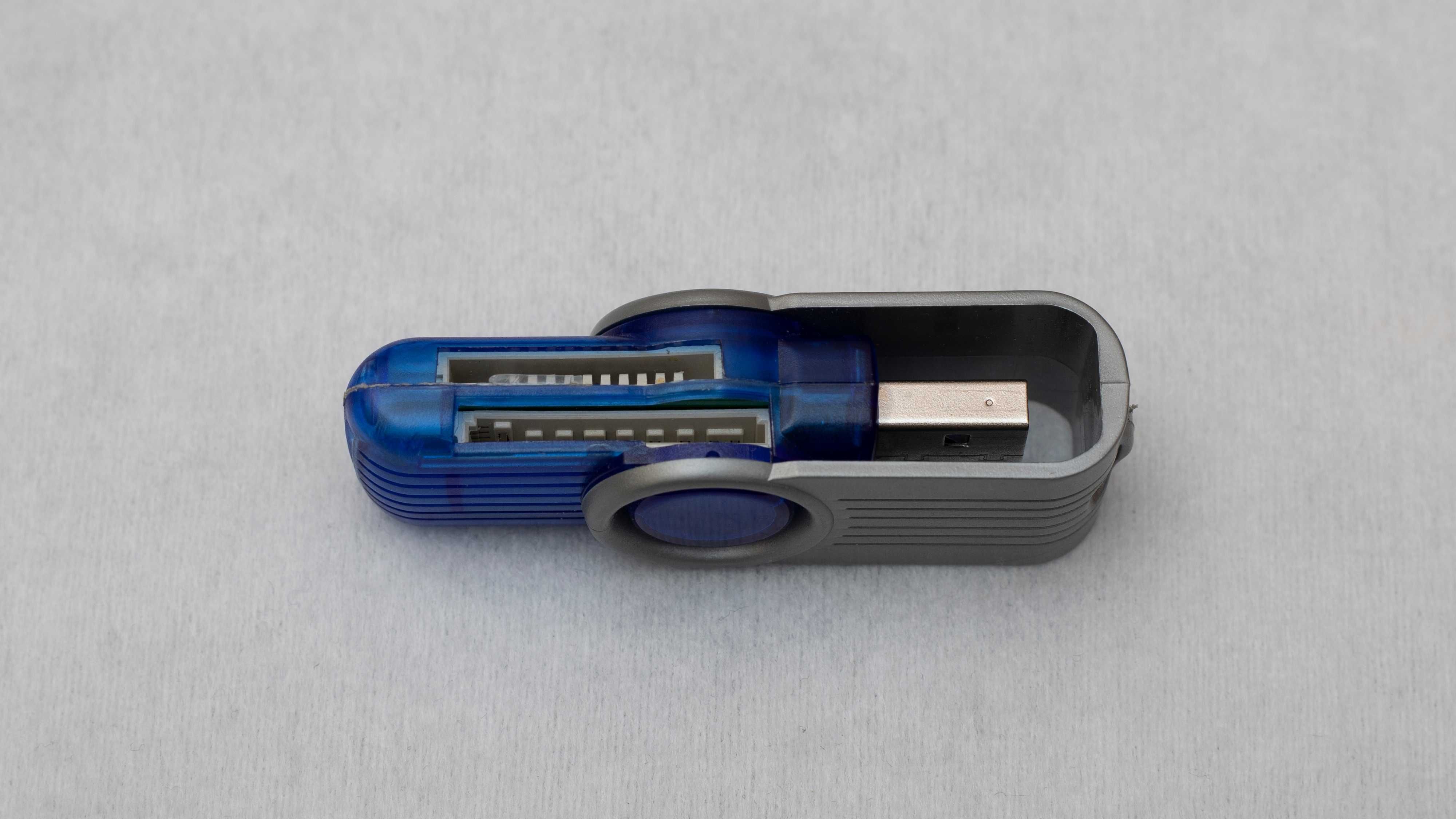 Card reader - Cititor de carduri