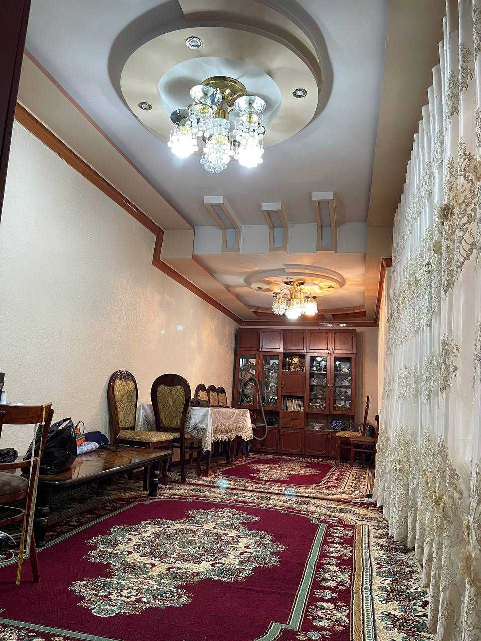 Срочно продается участок ор.р Ремконтор Зеленый базар Цена 65000.у.е.