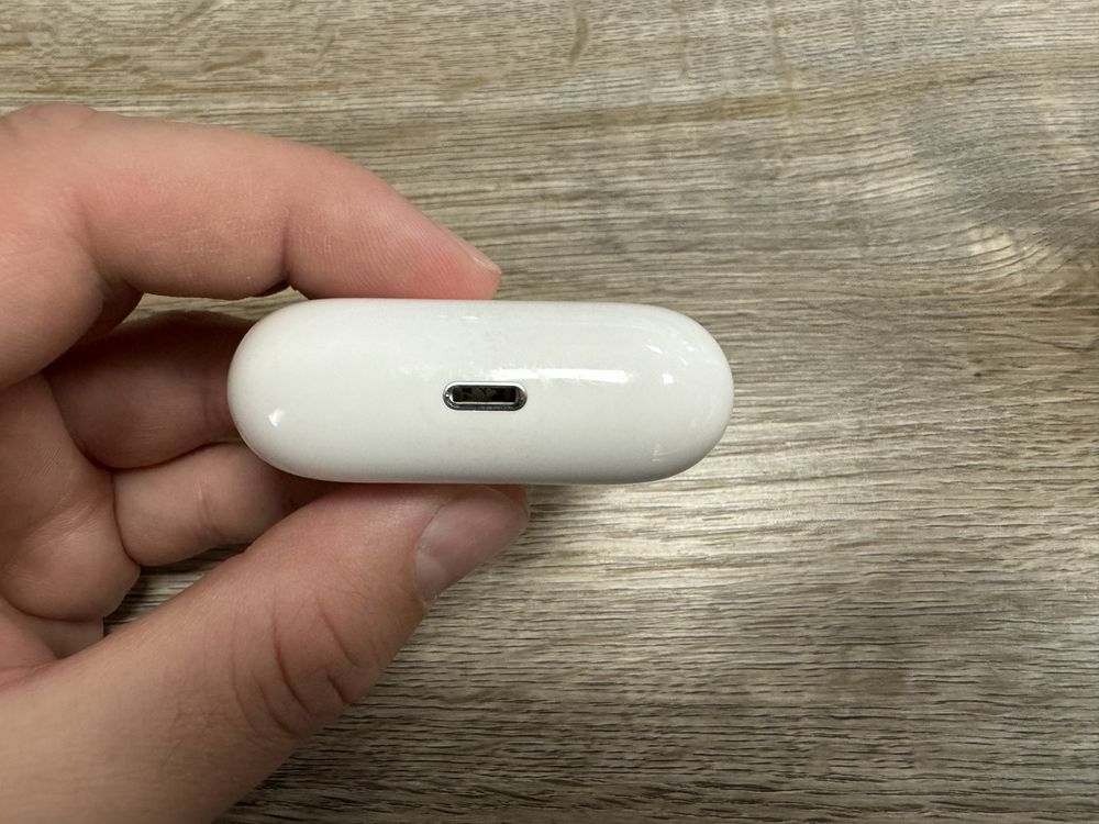 AirPods Pro наушники