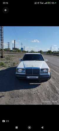 Мерседес W124 200