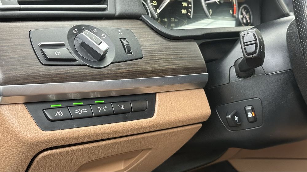 Bmw f01 740d xd 2012 M pachet