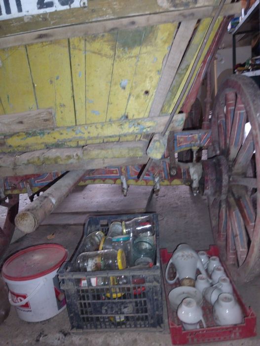 Каруца добре изрисувана подходяща за декорация