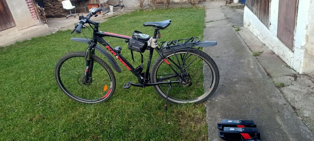 Bicicletă electrică cu 2 baterii