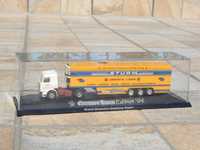 Macheta camion frigorific Scania 143M 470 1994 1:87 Herpa cu vitrina