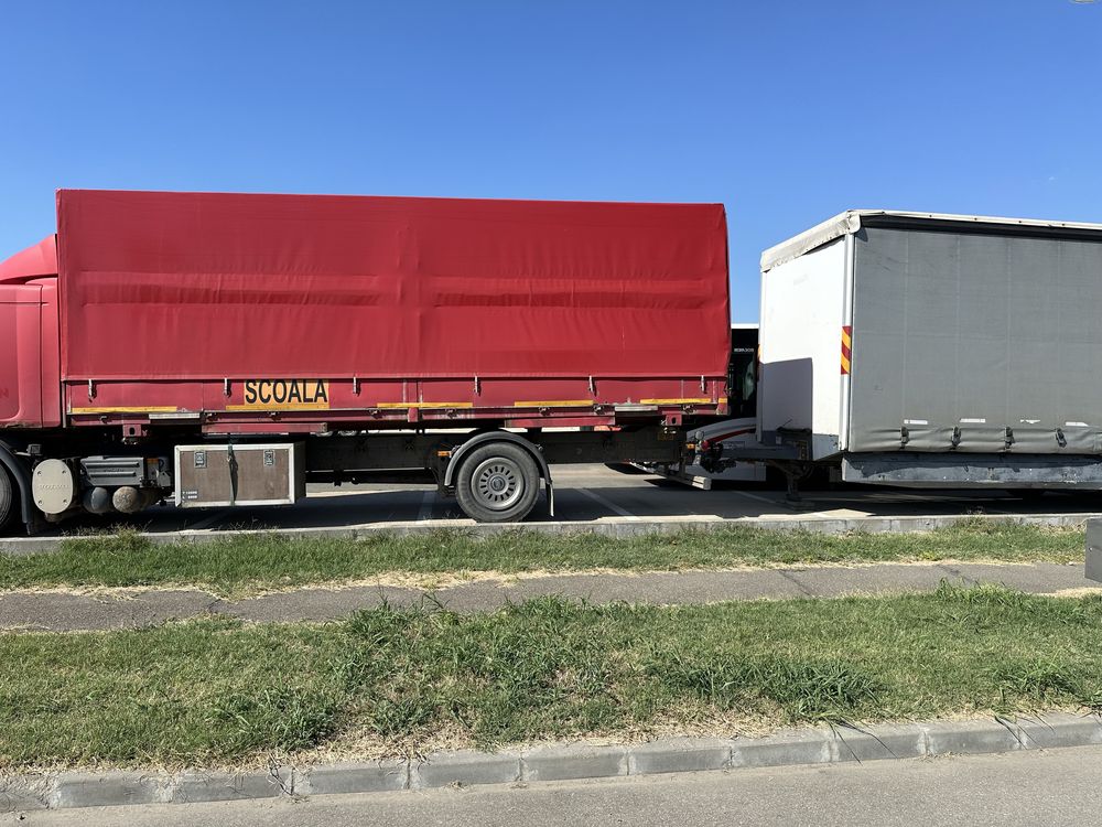 Camion școală Volvo FE 240 BDF
