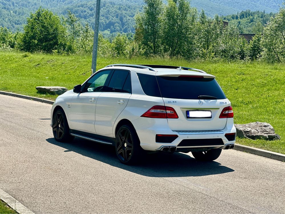 Mercedes ML 63amg 5.5V8 585cp 2013 extra full AMGperformance