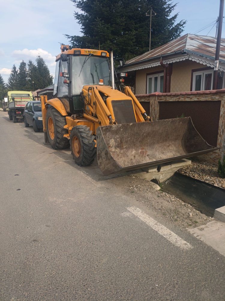 Buldoexcavator  JCB 2000