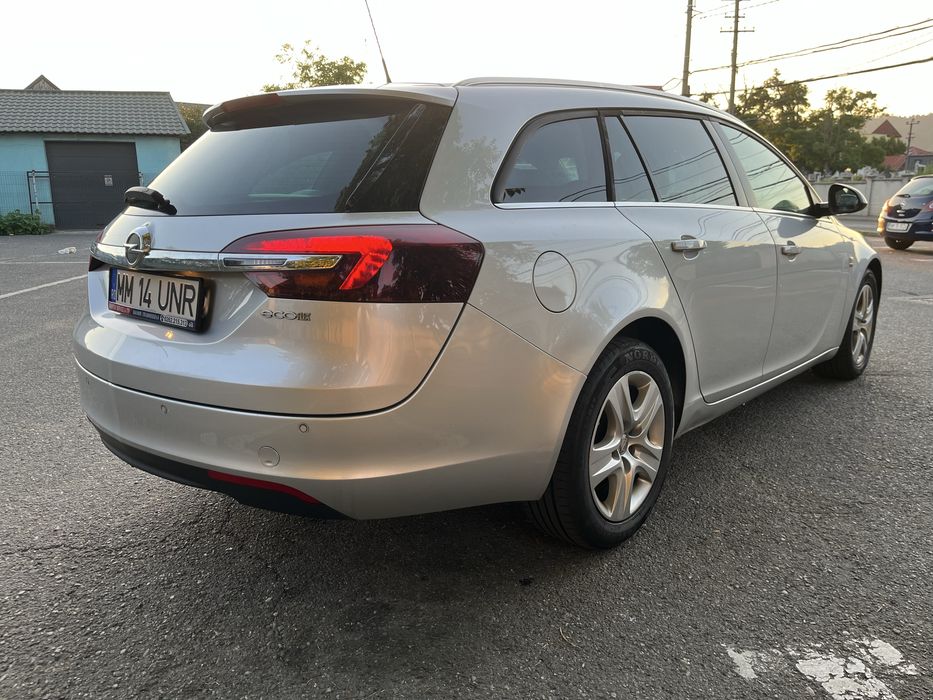 Opel Insignia Sport Tourer 1.6cdti 136 cai