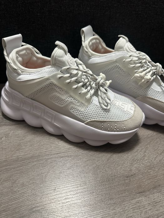 versace chain reaction